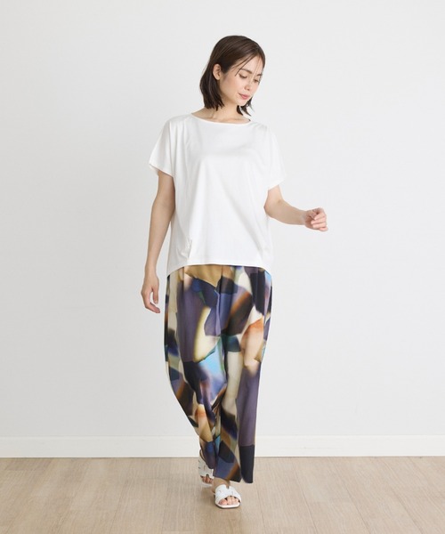 INED（イネド）の「コットンリヨセルタックTシャツ（Tシャツ/カットソー・レディース・ブラック/ブルー/オフホワイト・9号）」の16枚目の写真