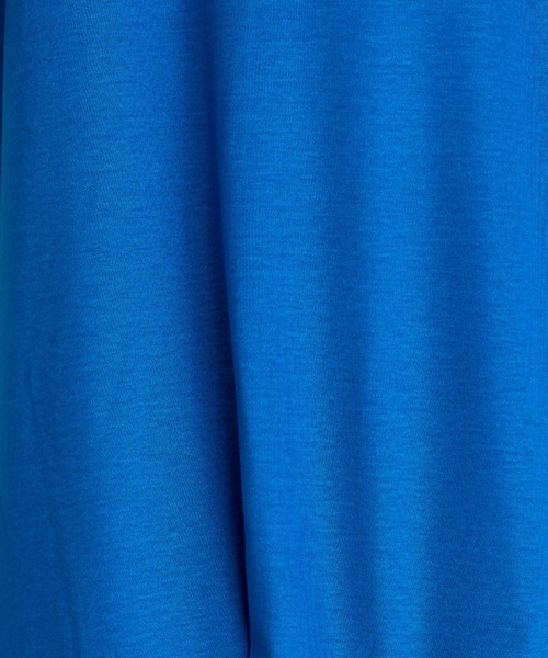 INED（イネド）の「コットンリヨセルタックTシャツ（Tシャツ/カットソー・レディース・ブラック/ブルー/オフホワイト・9号）」の5枚目の写真