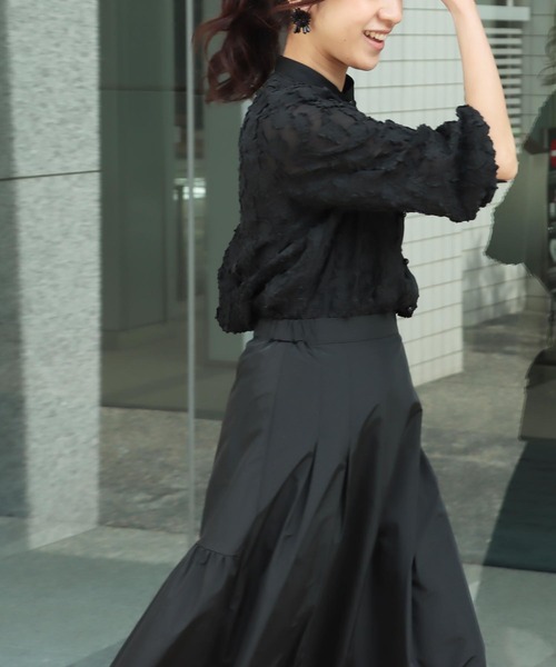 Jines（ジネス）の「フラワーカットジャガード バンドカラーシャツブラウス（シャツ/ブラウス・レディース・ホワイト/ブラック・38）」の7枚目の写真