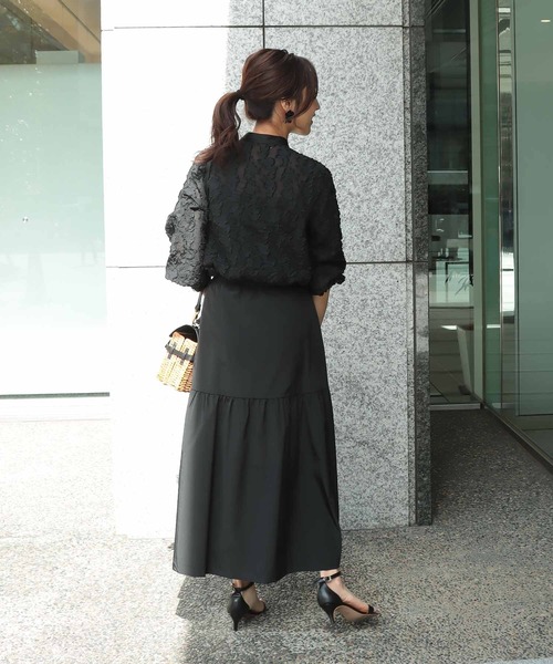 Jines（ジネス）の「フラワーカットジャガード バンドカラーシャツブラウス（シャツ/ブラウス・レディース・ホワイト/ブラック・38）」の8枚目の写真