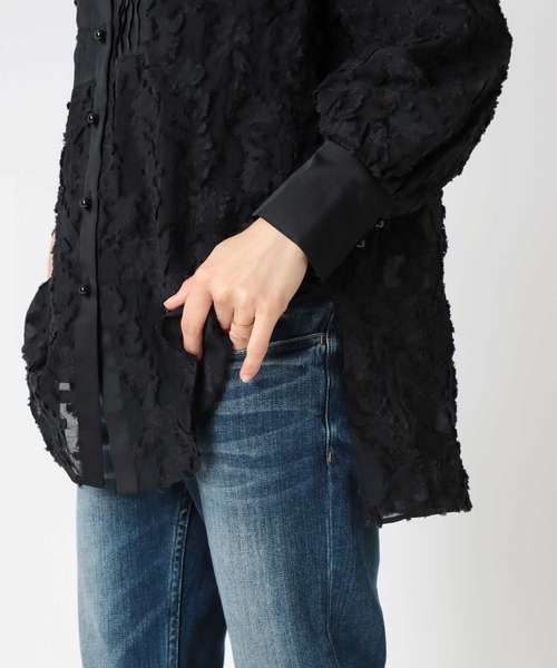 Jines（ジネス）の「フラワーカットジャガード バンドカラーシャツブラウス（シャツ/ブラウス・レディース・ホワイト/ブラック・38）」の12枚目の写真