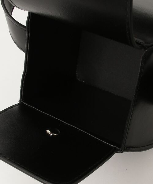 HIKA（ヒカ）の「【HIKA】フェイクレザーミニスナップBAG（ハンドバッグ・レディース・ブラック・FREE）」の5枚目の写真