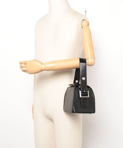 HIKA（ヒカ）の「【HIKA】フェイクレザーミニスナップBAG（ハンドバッグ・レディース・ブラック・FREE）」の3枚目の写真
