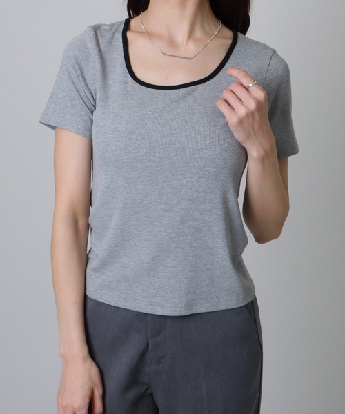 Lace Ladies(レースレディース)の「配色ライン スクエアネック ソリッド 半袖 Tシャツ(Tシャツ/カットソー・レディース・アイボリー/ブラック/グレー/モカ/ホワイト・FREE)」の13枚目の写真