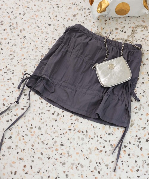 LAFFMO（ラフモ）の「ギャザーリボンミニスカート（スカート・レディース・ブラック/ダークグレー・F）」の14枚目の写真