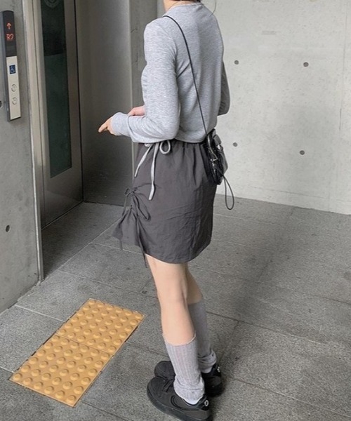 LAFFMO（ラフモ）の「ギャザーリボンミニスカート（スカート・レディース・ブラック/ダークグレー・F）」の20枚目の写真