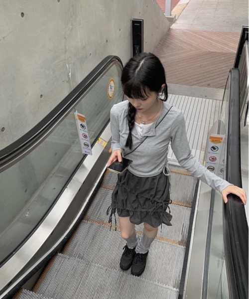 LAFFMO（ラフモ）の「ギャザーリボンミニスカート（スカート・レディース・ブラック/ダークグレー・F）」の22枚目の写真