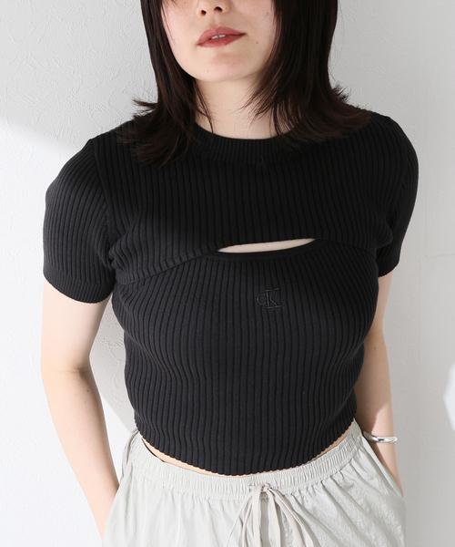 Calvin Klein Jeans(カルヴァンクラインジーンズ)の「Calvin Klein Jeans A- 2 IN 1 SS CN J223332(Tシャツ/カットソー・レディース・ブラック/ホワイト・SMALL)」の8枚目の写真