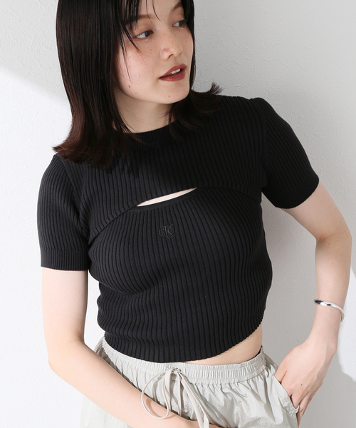 Calvin Klein Jeans(カルヴァンクラインジーンズ)の「Calvin Klein Jeans A- 2 IN 1 SS CN J223332(Tシャツ/カットソー・レディース・ブラック/ホワイト・SMALL)」の10枚目の写真
