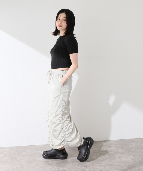 Calvin Klein Jeans(カルヴァンクラインジーンズ)の「Calvin Klein Jeans A- 2 IN 1 SS CN J223332(Tシャツ/カットソー・レディース・ブラック/ホワイト・SMALL)」の12枚目の写真