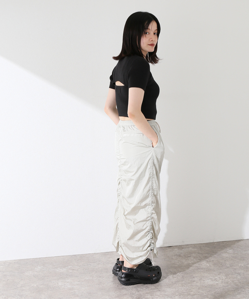 Calvin Klein Jeans(カルヴァンクラインジーンズ)の「Calvin Klein Jeans A- 2 IN 1 SS CN J223332(Tシャツ/カットソー・レディース・ブラック/ホワイト・SMALL)」の13枚目の写真