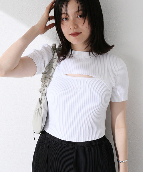Calvin Klein Jeans(カルヴァンクラインジーンズ)の「Calvin Klein Jeans A- 2 IN 1 SS CN J223332(Tシャツ/カットソー・レディース・ブラック/ホワイト・SMALL)」の15枚目の写真
