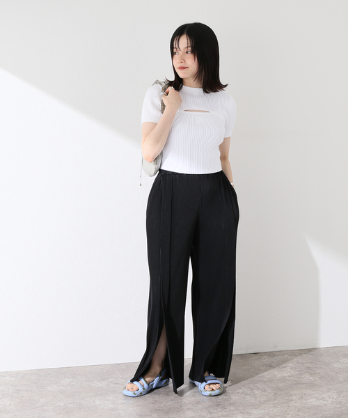 Calvin Klein Jeans(カルヴァンクラインジーンズ)の「Calvin Klein Jeans A- 2 IN 1 SS CN J223332(Tシャツ/カットソー・レディース・ブラック/ホワイト・SMALL)」の18枚目の写真