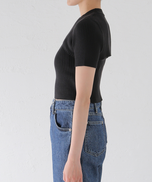 Calvin Klein Jeans(カルヴァンクラインジーンズ)の「Calvin Klein Jeans A- 2 IN 1 SS CN J223332(Tシャツ/カットソー・レディース・ブラック/ホワイト・SMALL)」の22枚目の写真