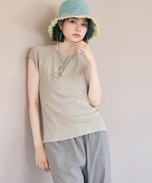 coca(coca)(コカ)の「【WEB限定セール】ピグメント加工ラグランTシャツ(Tシャツ/カットソー・レディース・ライトベージュ/ブラック/ライトグレー・L/M)」の16枚目の写真