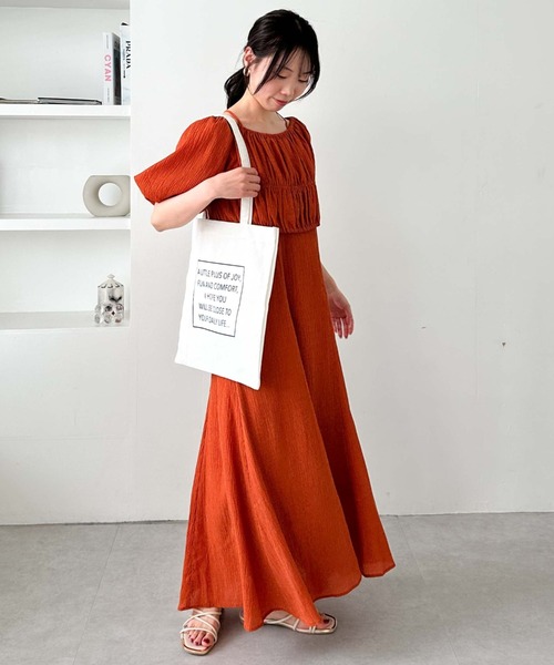 archives(アルシーヴ)の「オフショルブラウス×Wキャミワンピースset(ワンピース・レディース・オレンジ/ブラック/グレー・MEDIUM)」の19枚目の写真