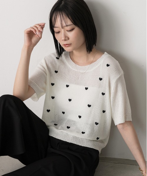 ad thie(アドティエ)の「ハート柄 サマーニットプルオーバー(Tシャツ/カットソー・レディース・モスグリーン/ピンク/オフホワイト・FREE)」の10枚目の写真