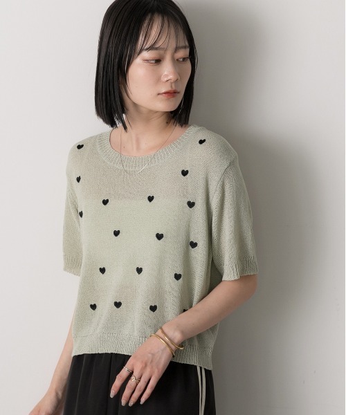 ad thie(アドティエ)の「ハート柄 サマーニットプルオーバー(Tシャツ/カットソー・レディース・モスグリーン/ピンク/オフホワイト・FREE)」の15枚目の写真