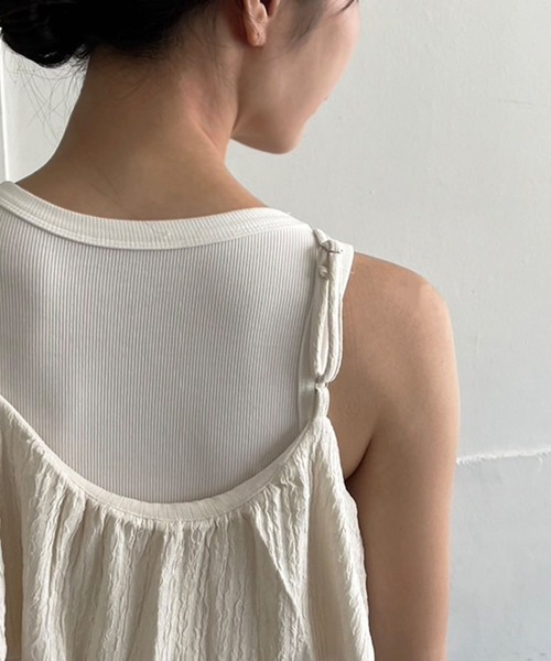 Jewelobe(ジュエローブ)の「ティアードフリルビスチェ×リラックスストレートパンツセットアップ(セットアップ・レディース・イエロー/グレー/ブラック/アイボリー・FREE)」の7枚目の写真