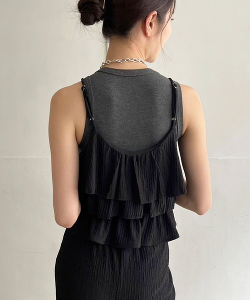 Jewelobe(ジュエローブ)の「ティアードフリルビスチェ×リラックスストレートパンツセットアップ(セットアップ・レディース・イエロー/グレー/ブラック/アイボリー・FREE)」の16枚目の写真