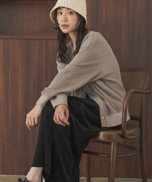 URBAN RESEARCH DOORS(アーバンリサーチドアーズ)の「ベロアコールストレートスカート(スカート・レディース・グレー/ブラック・MEDIUM)」の8枚目の写真