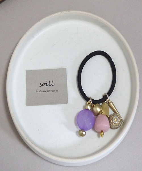 tone(トーン)の「【soill】soillのじゃらじゃらのお洒落ヘアゴム(ヘアゴム・レディース・その他9/その他12/その他11/その他10/その他2/その他1/シルバー系6/その他6/シルバー系4/シルバー系2/その他7/その他4/シルバー系5/シルバー系3/その他8/その他3/シルバー系1/その他5/その他13/その他19/その他22/その他24/その他31/その他14/その他15/その他16/その他17/その他18/その他25/その他26/その他27/その他28/その他29/その他20/その他21/その他23/その他30/その他32/その他33/その他34/その他35/シルバー系その他2/シルバー系7/シルバー系8/シルバー系9/ゴールド系/ゴールド系1/シルバー系その他/シルバー系その他3/シルバー系その他5/シルバー系その他4/シルバー系その他6・FREE)」の20枚目の写真