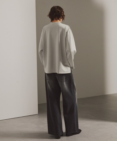 EMMA CLOTHES(エマクローズ)の「スムースダンボール オーバーサイズ サイドスリットカットソー(Tシャツ/カットソー・メンズ・ダークネイビー/ブラック/オフホワイト/チャコール/ライトグレー・S/L/M)」の21枚目の写真