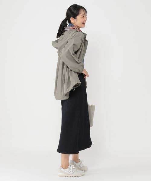 studio CLIP(スタディオクリップ)の「《ウタオ》スッキリストレッチデニムスカート(デニムスカート・レディース・インディゴブルー/ブルー・MEDIUM/LARGE)」の21枚目の写真