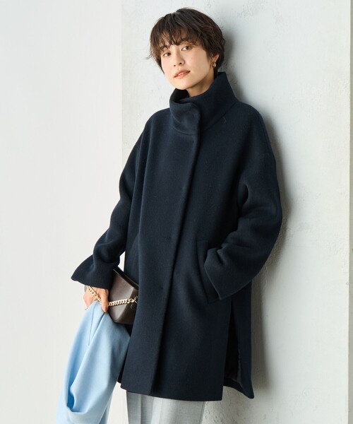 NOLLEY’S Sophi（ノーリーズソフィ）の「ショートビーバースタンドコート 24AW（その他アウター・レディース・ネイビー/グレイッシュベージュ・38/36）」の13枚目の写真