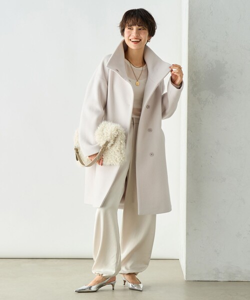 NOLLEY’S Sophi（ノーリーズソフィ）の「ショートビーバースタンドコート 24AW（その他アウター・レディース・ネイビー/グレイッシュベージュ・38/36）」の6枚目の写真