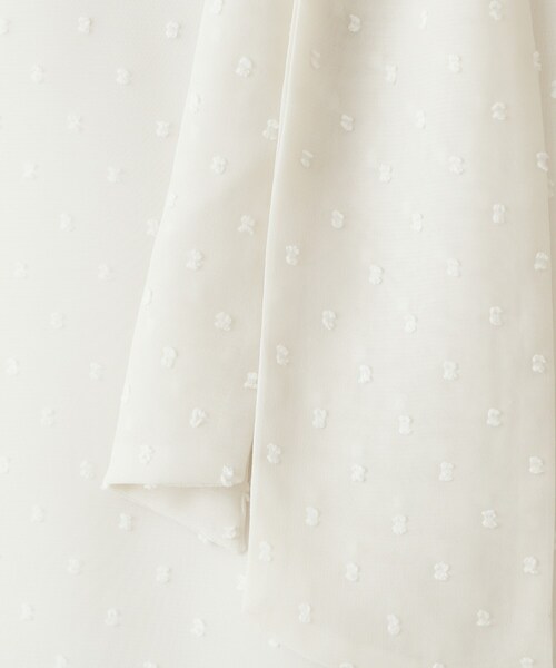 OPAQUE.CLIP（オペークドットクリップ）の「ドッドシアーボウタイブラウス【洗濯機洗い可】（シャツ/ブラウス・レディース・ネイビー/ブラック系4/オフホワイト・40/38/42）」の7枚目の写真