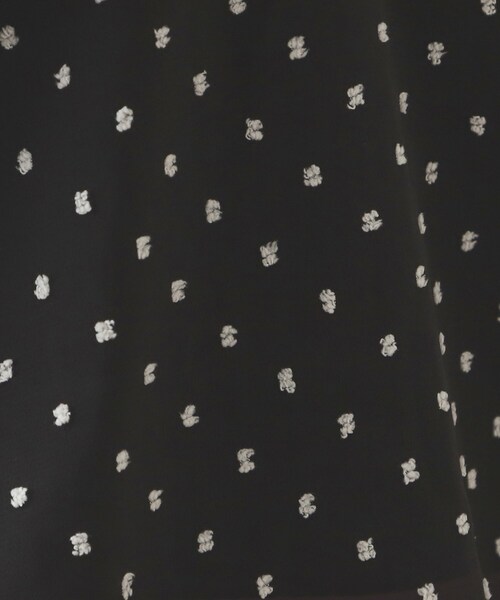 OPAQUE.CLIP（オペークドットクリップ）の「ドッドシアーボウタイブラウス【洗濯機洗い可】（シャツ/ブラウス・レディース・ネイビー/ブラック系4/オフホワイト・40/38/42）」の15枚目の写真