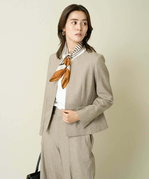 a.v.v（アーヴェヴェ）の「アソート大判スカーフ（ストール/ショール・レディース・ミント/ベージュ/ネイビー/レッド・38）」の9枚目の写真