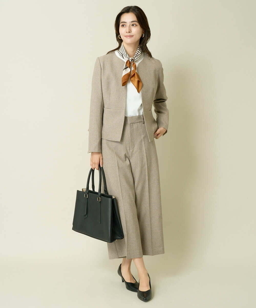 a.v.v（アーヴェヴェ）の「アソート大判スカーフ（ストール/ショール・レディース・ミント/ベージュ/ネイビー/レッド・38）」の10枚目の写真