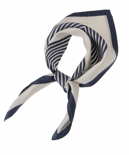 a.v.v（アーヴェヴェ）の「アソート大判スカーフ（ストール/ショール・レディース・ミント/ベージュ/ネイビー/レッド・38）」の22枚目の写真