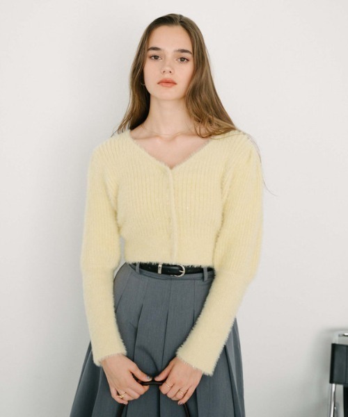 archives（アルシーヴ）の「スパンコールフェザーパフスリーブカーディガン（ニット/セーター・レディース・ブルーグレー/アイボリー/イエロー/オレンジ・MEDIUM）」の6枚目の写真