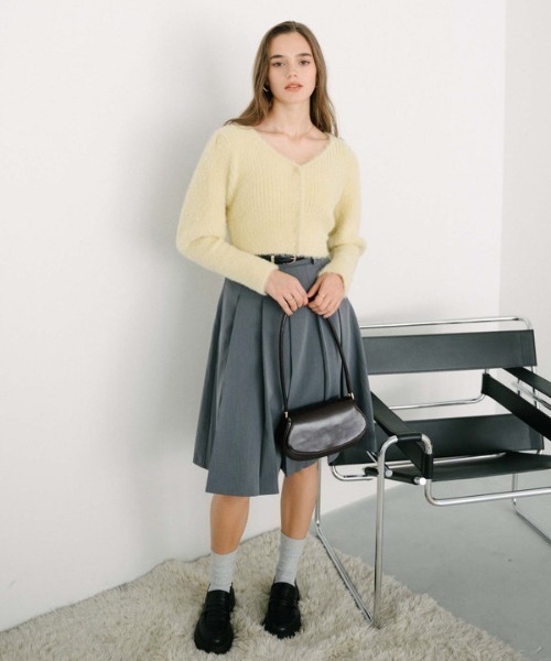 archives（アルシーヴ）の「スパンコールフェザーパフスリーブカーディガン（ニット/セーター・レディース・ブルーグレー/アイボリー/イエロー/オレンジ・MEDIUM）」の8枚目の写真