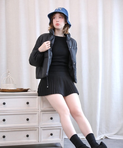 【⭐︎】★美品★レディース★サイズ0★ショート丈★ブラック★ダウン★ 今年の冬は黒に挑戦🖤ིྀ この日は滋賀でLIVEで、 防寒しっかりしたくて