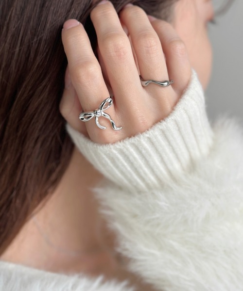 sowang(ソワン)の「ロング ナロー リボンリング-long narrow ribbon ring-(リング・レディース・シルバー/ゴールド・FREE)」の7枚目の写真