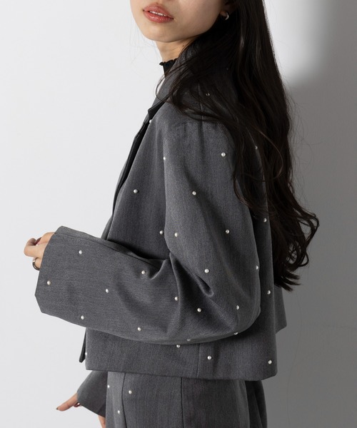 MAISON BREEZE（メゾンブリーズ）の「【MAISON BREEZE】T/R/Puツイル パール付きテーラードジャケット XNN（テーラードジャケット・レディース・ブラック/チャコールグレー・FREE）」の5枚目の写真