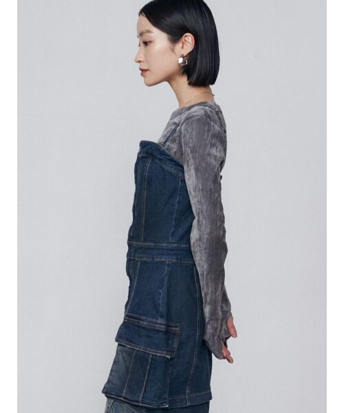 EMODA(エモダ)の「シアーベロアプレートトップス(Tシャツ/カットソー・レディース・グレー/ブルー/ブラック・FREE)」の20枚目の写真