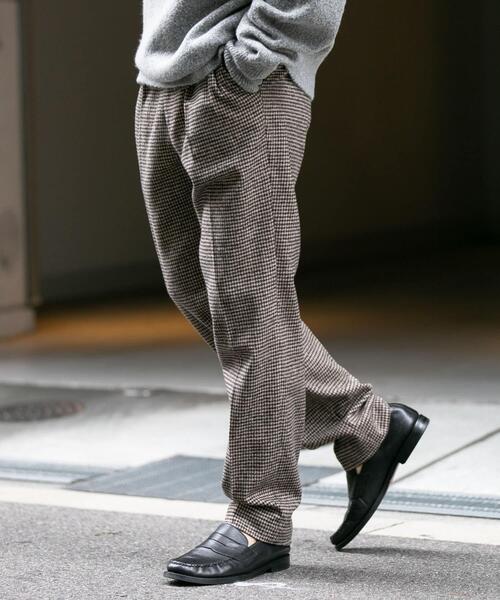 URBAN RESEARCH ROSSO MEN（アーバンリサーチロッソメン）の「『セットアップ対応』『XLサイズあり』クラシック2タックテーパードパンツ（その他パンツ・メンズ・ブラウン/ブラック/グレー系その他・MEDIUM/LARGE/X-LARGE）」の3枚目の写真