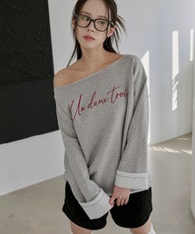 UNE MANSION | 【2024A/W新作アイテム】【UNE ORIGINAL】オーバーサイズオフショルダーUNEロゴレタリング切りっぱなしスウェットトレーナー(スウェット)