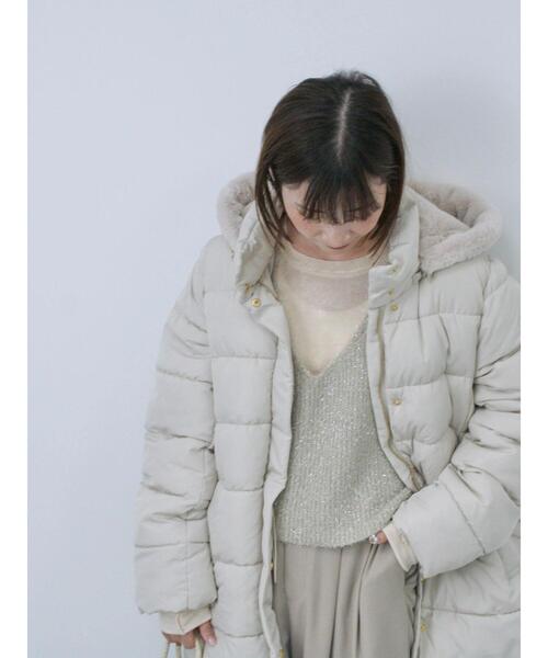 Samansa Mos2 blue(サマンサモスモスブルー)の「スタイルアップパデットコート(その他アウター・レディース・ベージュ/ライトベージュ/ブラック・M/L)」の5枚目の写真