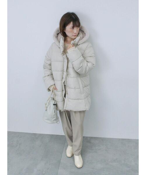 Samansa Mos2 blue(サマンサモスモスブルー)の「スタイルアップパデットコート(その他アウター・レディース・ベージュ/ライトベージュ/ブラック・M/L)」の14枚目の写真