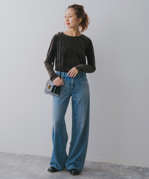 Spick & Span(スピックアンドスパン)の「ベロアロングスリーブプルオーバー(Tシャツ/カットソー・レディース・ブラウン系その他/ブラウン・FREE)」の3枚目の写真