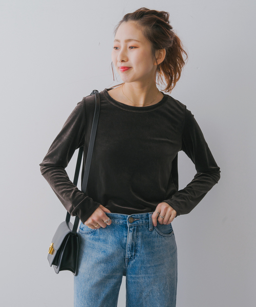Spick & Span(スピックアンドスパン)の「ベロアロングスリーブプルオーバー(Tシャツ/カットソー・レディース・ブラウン系その他/ブラウン・FREE)」の5枚目の写真
