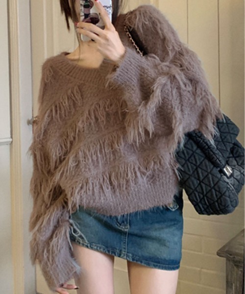 kirakiraShop(キラキラショップ)の「ループヤーン シャギー Vネック ニット トップス(ニット/セーター・レディース・ブラウン/ホワイト/ピンク/ブルー・FREE)」の4枚目の写真