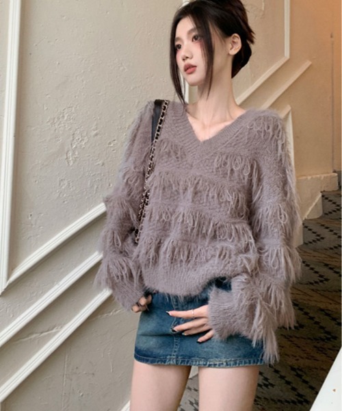 kirakiraShop(キラキラショップ)の「ループヤーン シャギー Vネック ニット トップス(ニット/セーター・レディース・ブラウン/ホワイト/ピンク/ブルー・FREE)」の18枚目の写真