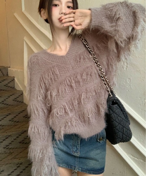 kirakiraShop(キラキラショップ)の「ループヤーン シャギー Vネック ニット トップス(ニット/セーター・レディース・ブラウン/ホワイト/ピンク/ブルー・FREE)」の21枚目の写真
